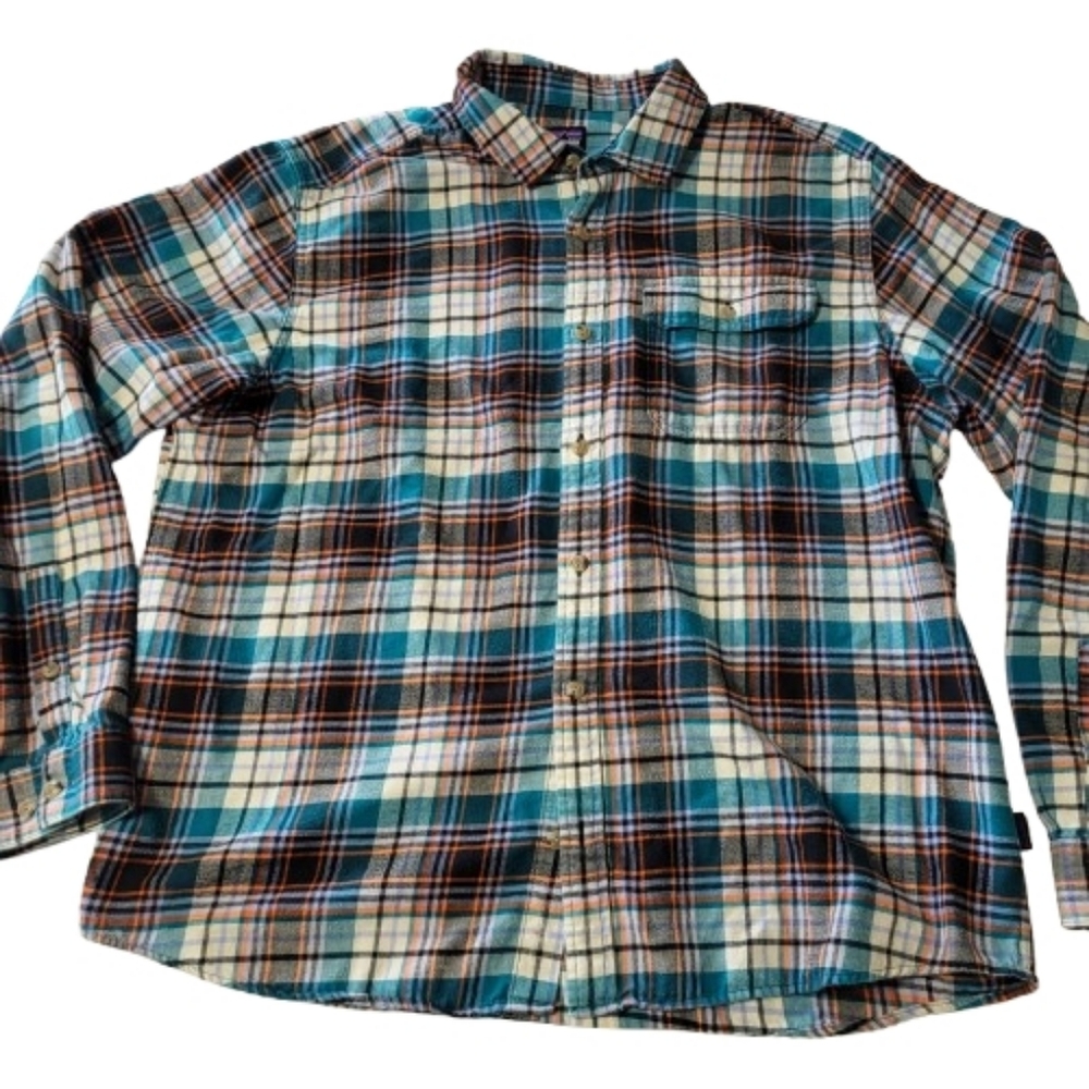 Patagonia Long Sleeved Organic Cotton Lightweight Flannel Teal Button‎ Down XL